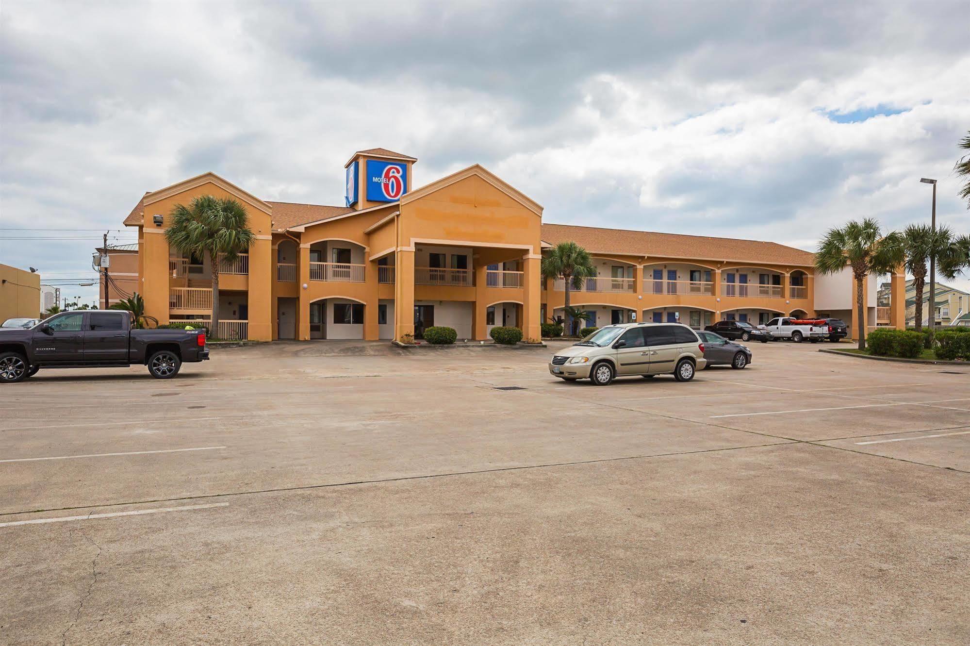 Island Inn By Oyo Galveston Beach, Tx Extérieur photo